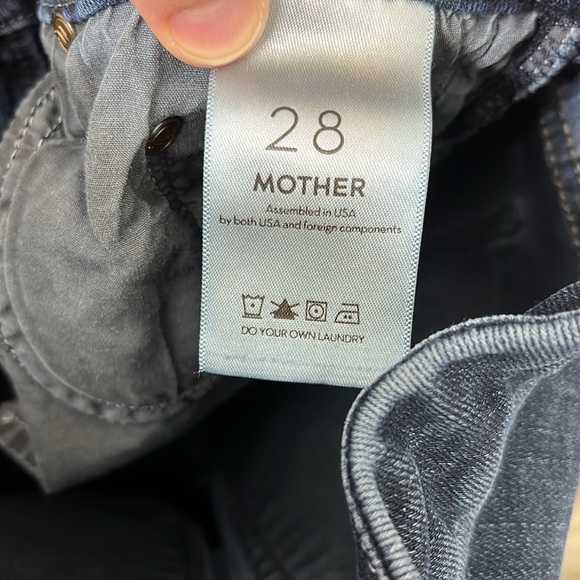 MOTHER High Waisted Looker Ankle Fray Last Call Wash Size 28 - Picture 7 of 9